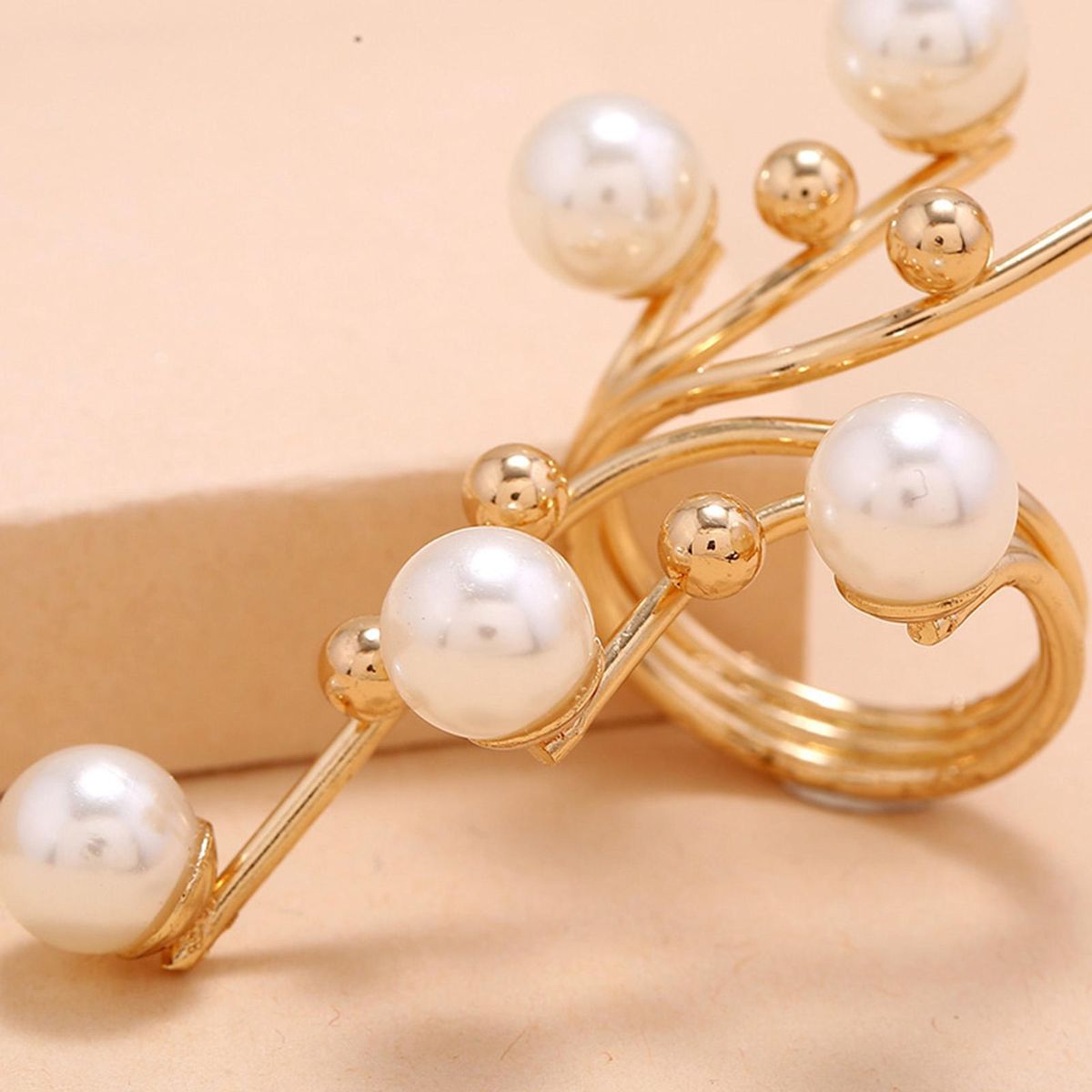 Finger Ring Lustrous Faux Pearl Branch Ladies Ring Golden