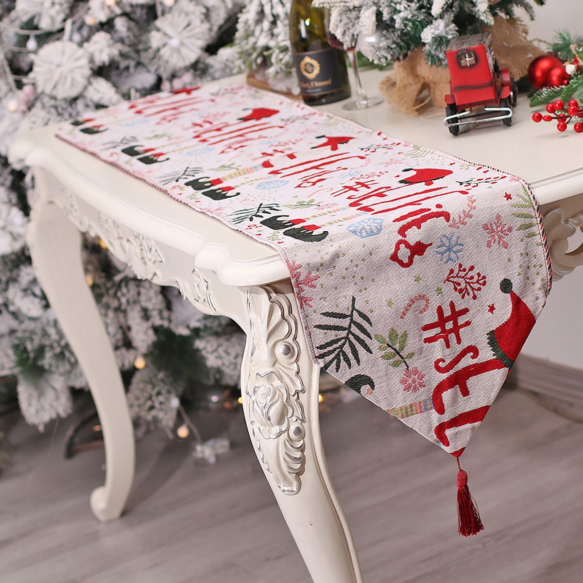 Merry Christmas Table Runner For Parties  Pattern Table