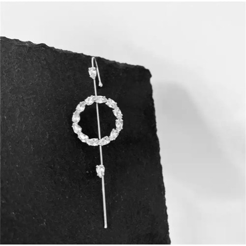 Needle Earring Cuff