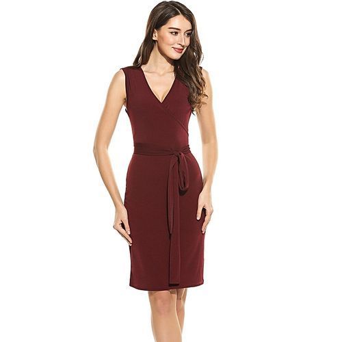 Women Sexy Front Cross V-Neck Sleeveless Solid Pullover Elastic Slim Tank Package Hip Dress ( Red )