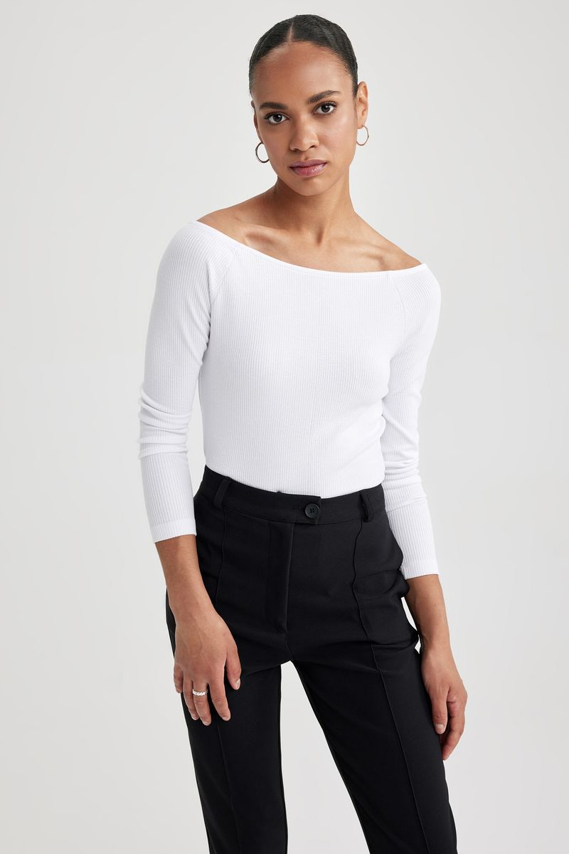 Woman Casual Slim Fit Boat Neck Knitted Long Sleeve T-Shirt - White