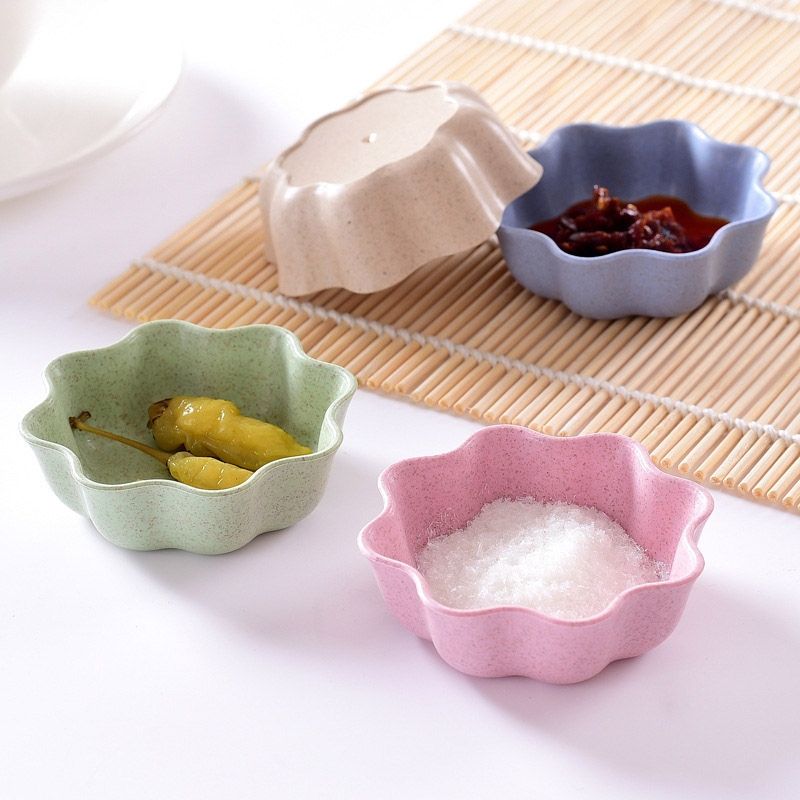 5 PCS Creative Plum Shape Dishes Wheat Straw Seasoning Dish Snack Plate Chili Sauce Ketchup Dressing Salt Dish,Size:7x7x2.5cm(Green)