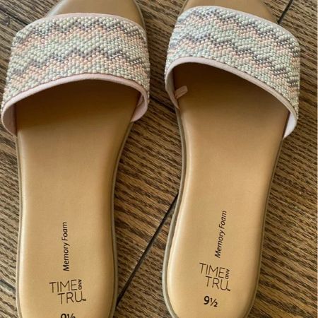 Women Beaded Slide Sandal Peach