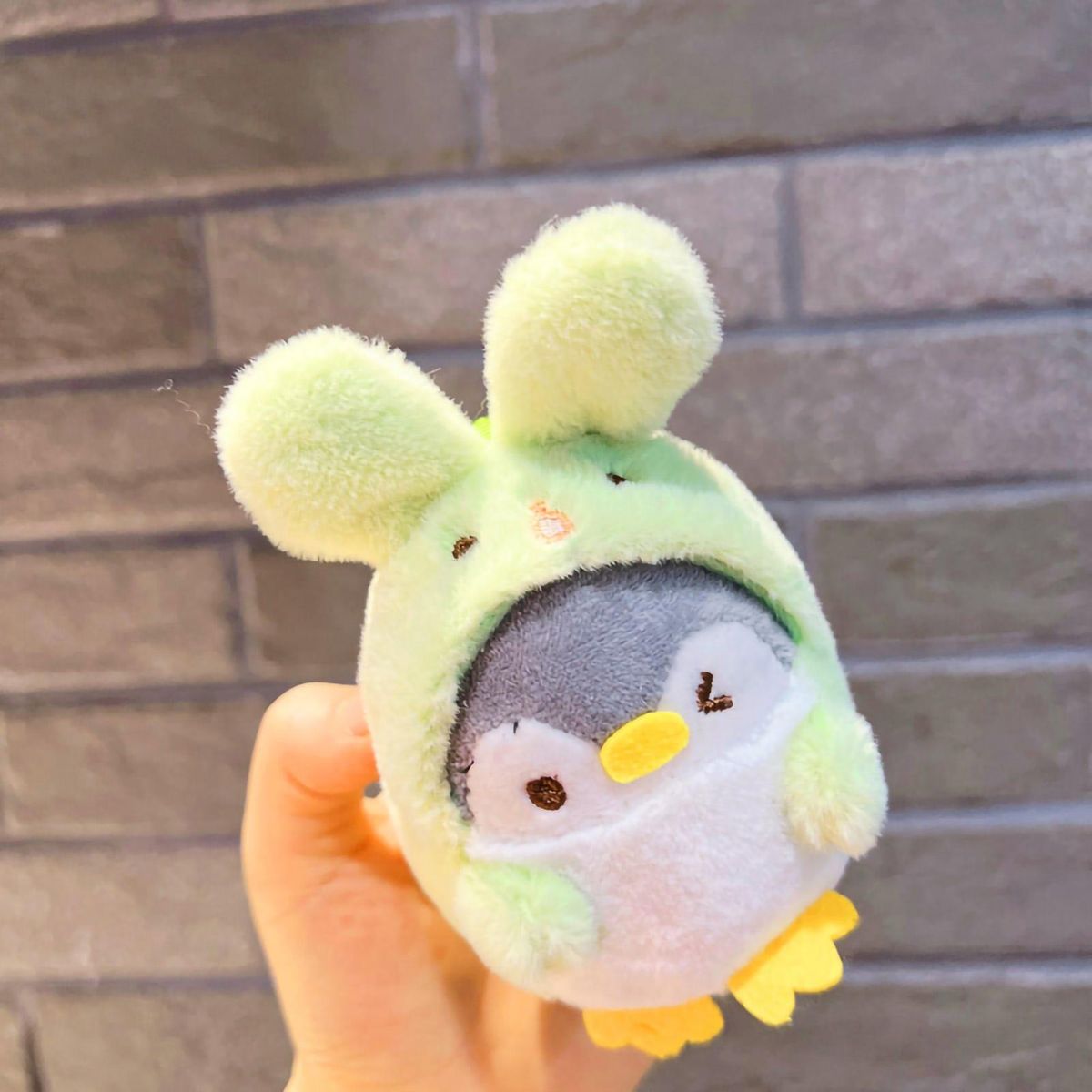 Penguin Keychain Stuffed Animal Doll Key Ring Backpack Ornament Green