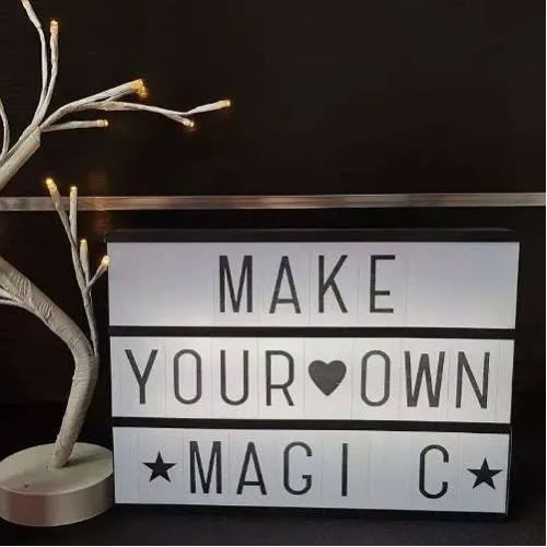 USB And Battery Powered LED Cinematic Light Box