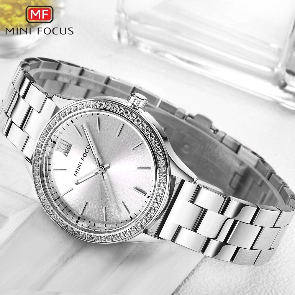 Luxury Famous Quartz Wristwatch For Female