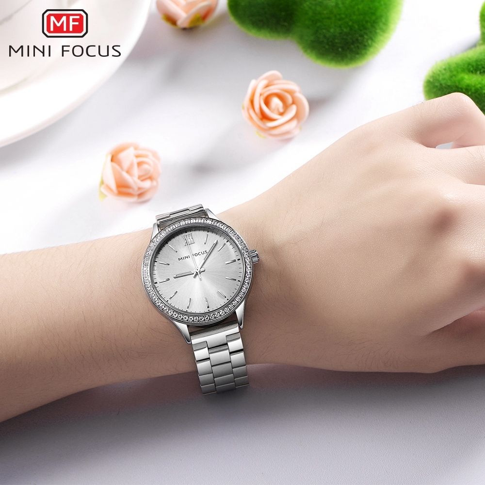 Luxury Famous Quartz Wristwatch For Female