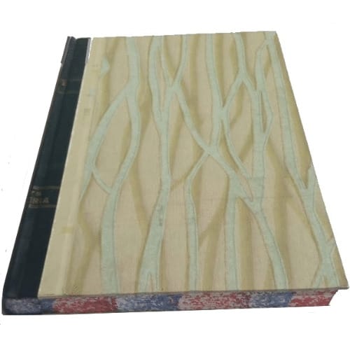 Minute Notebook - Extra Large. 36cm X25cmx 3.4cm - 320Pages